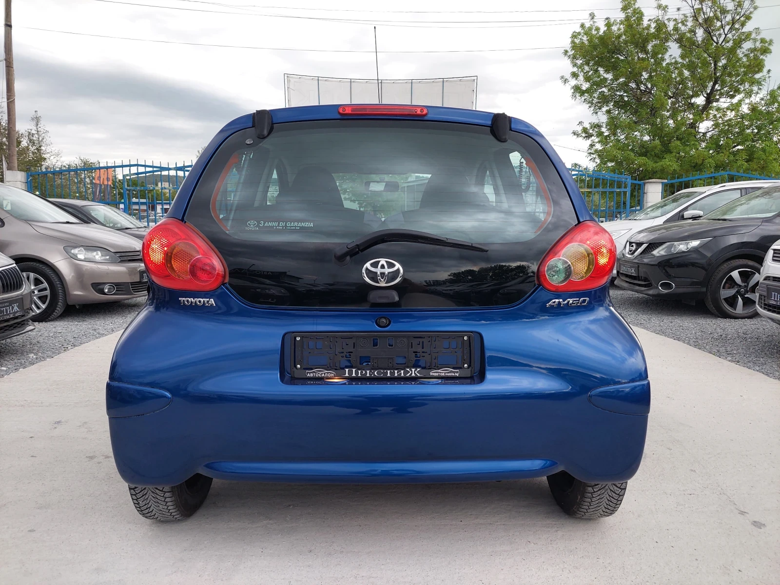 Toyota Aygo 1.0i - АВТОМАТИК, снимка 5 - Автомобили и джипове - 54545209