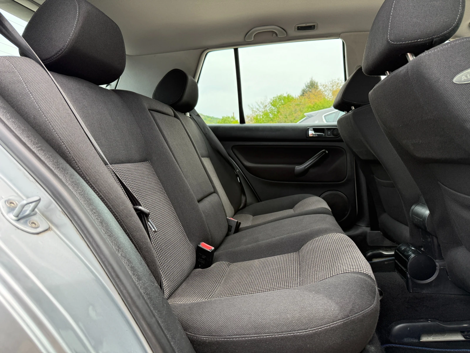 VW Golf 1.9TDI-116hp-Highline-климатроник-ел пакет-TOP!!!, снимка 13 - Автомобили и джипове - 54560709