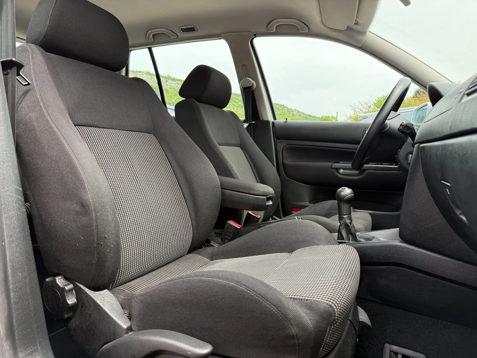 VW Golf 1.9TDI-116hp-Highline-климатроник-ел пакет-TOP!!!, снимка 15 - Автомобили и джипове - 54560709