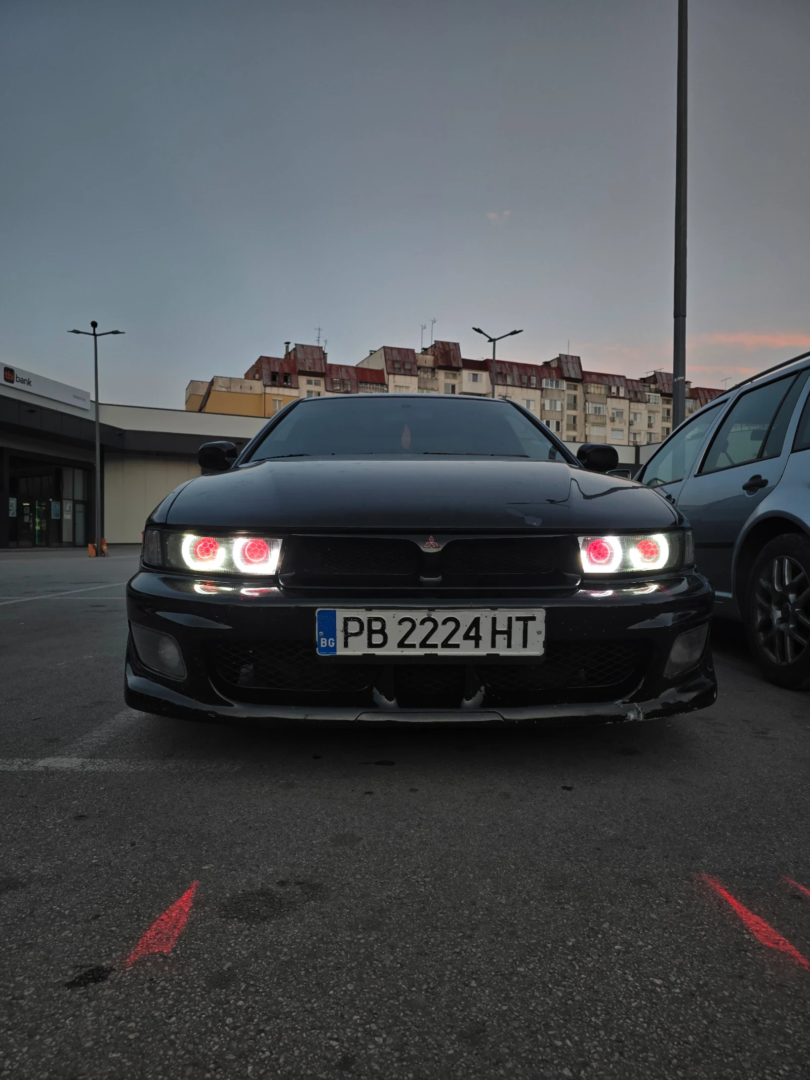 Mitsubishi Galant
