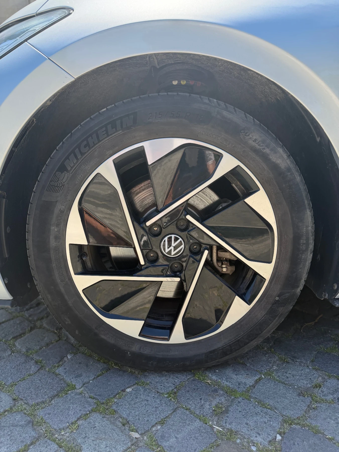 VW ID.3 Pro 62 kWh Matrix 360 Beats ACC Pano Blindspot HuD, снимка 17 - Автомобили и джипове - 54907663