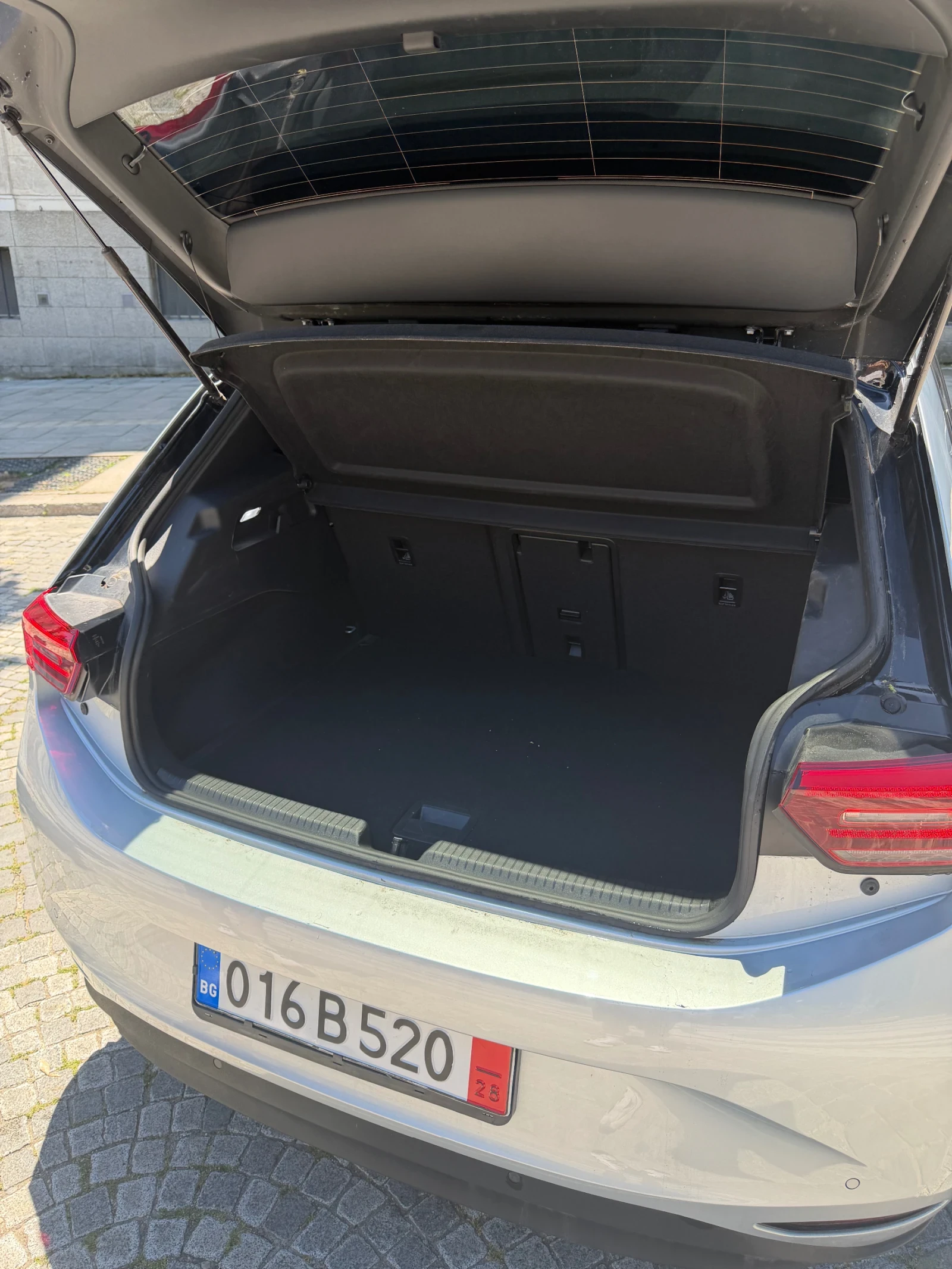VW ID.3 Pro 62 kWh Matrix 360 Beats ACC Pano Blindspot HuD, снимка 15 - Автомобили и джипове - 54907663