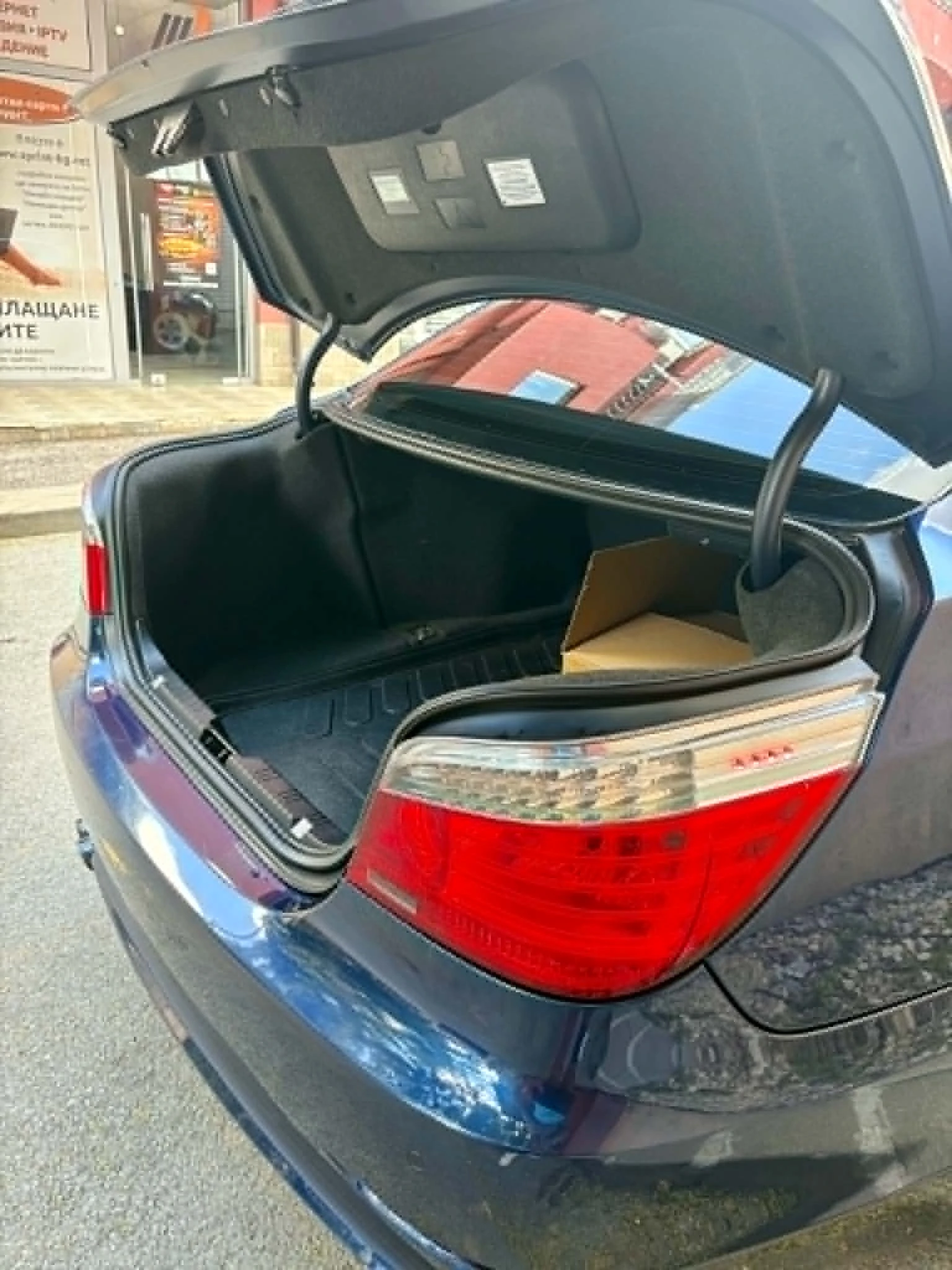 BMW 530 E60, снимка 17 - Автомобили и джипове - 54981774