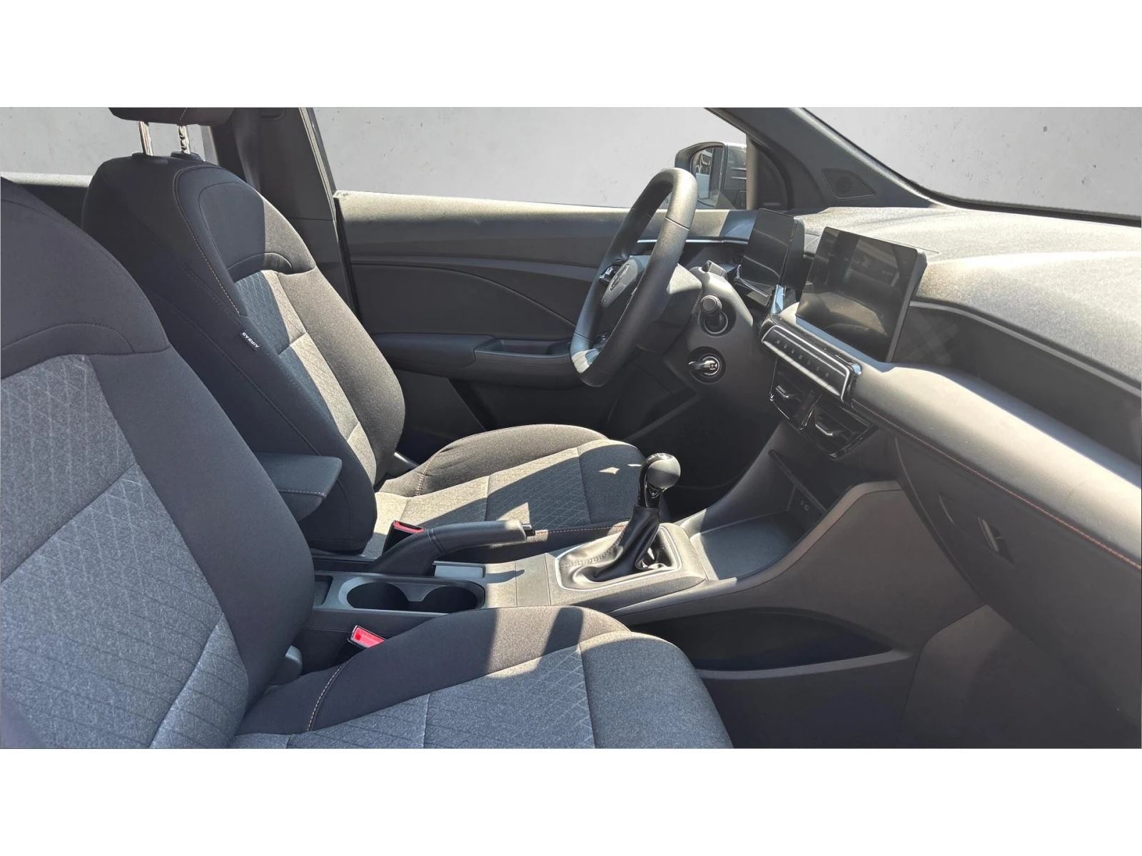 Mg 3 MT FWD, Месечна вноска от 195  , снимка 6 - Автомобили и джипове - 55574481