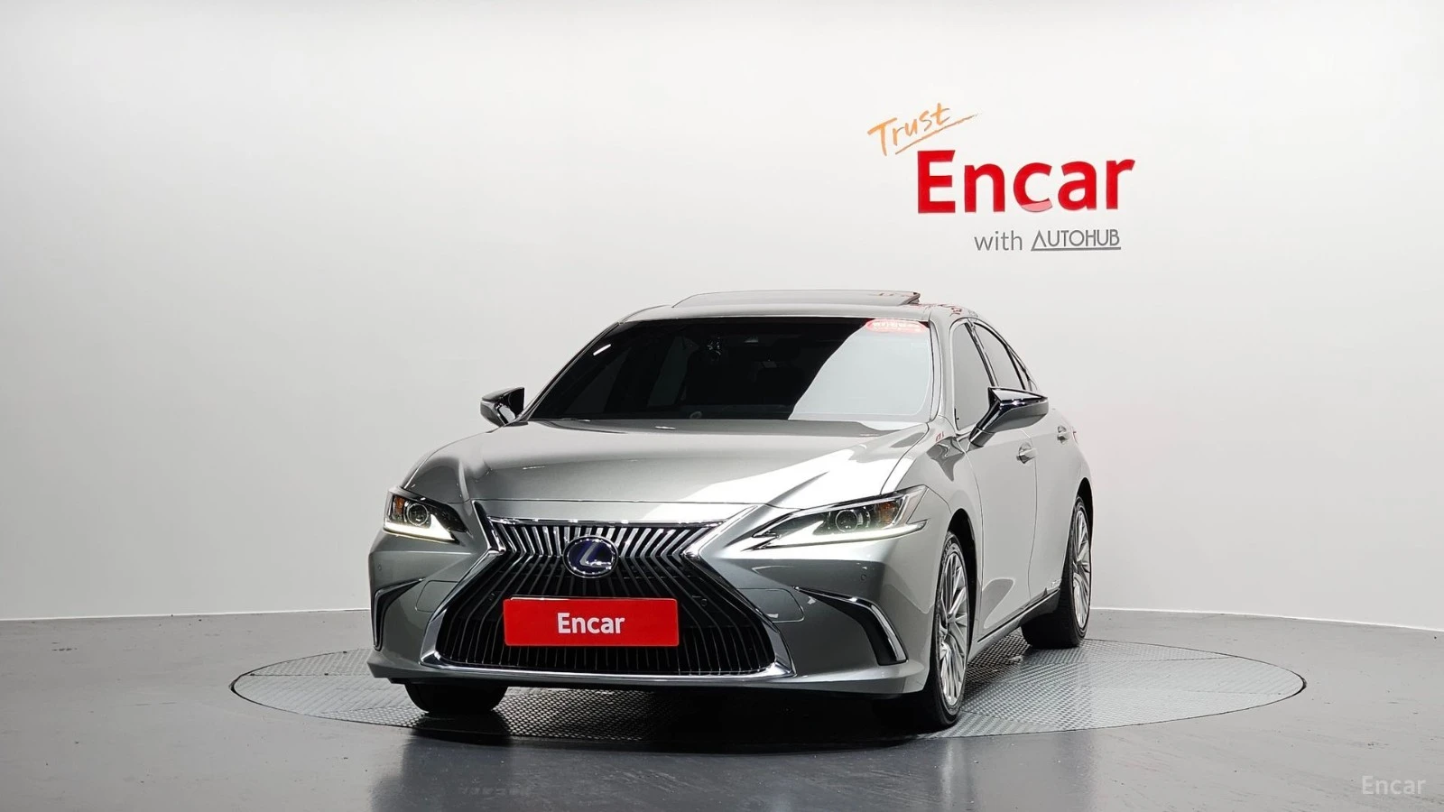 Lexus ES * ПАНО* LED* KEYLESS* Camera* ПОДГРЕВ* , снимка 3 - Автомобили и джипове - 55576094
