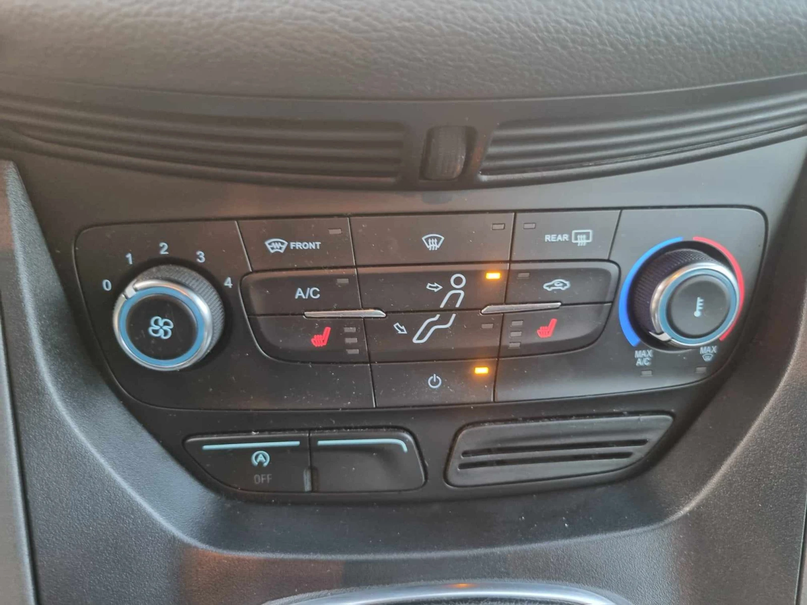 Ford C-max 1.0 EcoBoost, снимка 14 - Автомобили и джипове - 55607552