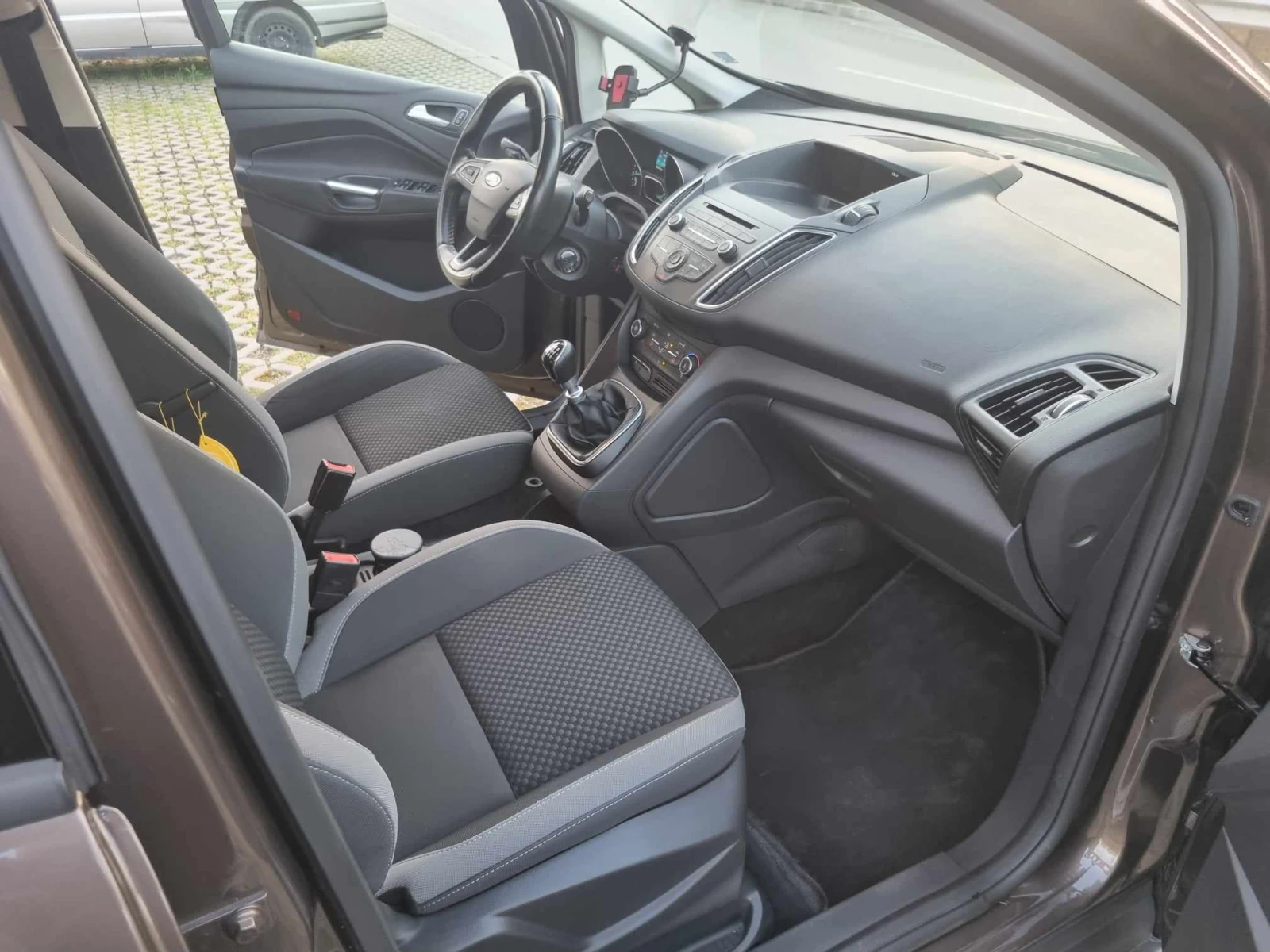 Ford C-max 1.0 EcoBoost, снимка 12 - Автомобили и джипове - 55607552