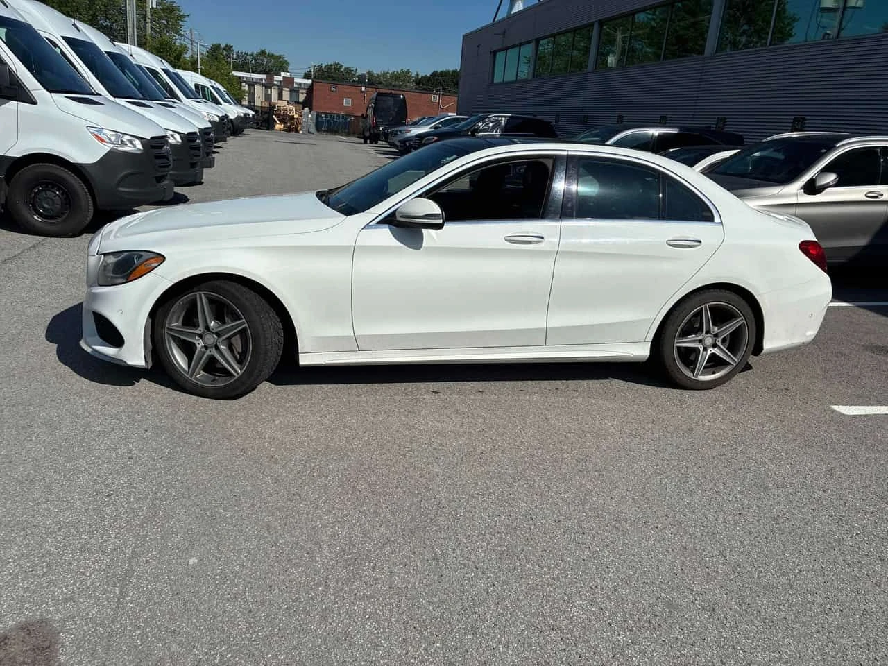 Mercedes-Benz C 300 4MATIC * ГЛАВНО ПРЕДСТАВИТЕЛСТВО НА MERCEDES* , снимка 3 - Автомобили и джипове - 55672337