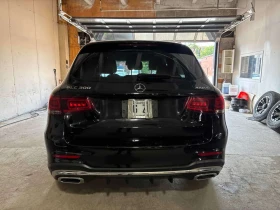 Mercedes-Benz GLC 300 CARFAX, снимка 4