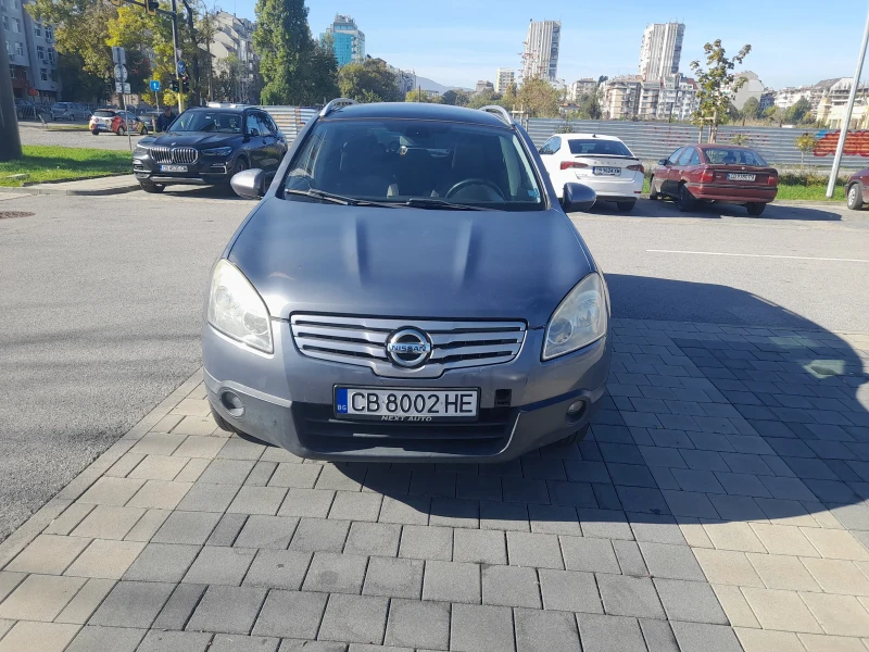 Nissan Qashqai 4x4, снимка 1 - Автомобили и джипове - 47550748