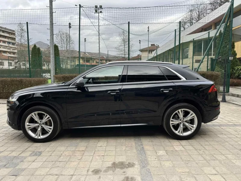 Audi Q8 55TFSI S-line BlackOptic/Green Exclusive/360/Пано, снимка 8 - Автомобили и джипове - 49593108