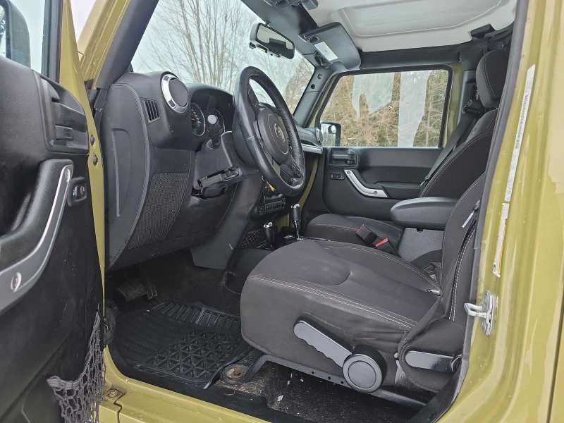 Jeep Wrangler Unlimited Sahara С РЕГИСТРАЦИЯ & АВТО КРЕДИТ , снимка 6 - Автомобили и джипове - 53597067