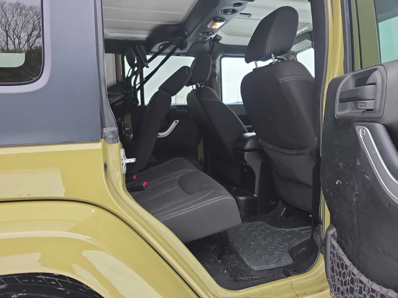 Jeep Wrangler Unlimited Sahara С РЕГИСТРАЦИЯ & АВТО КРЕДИТ , снимка 12 - Автомобили и джипове - 53597067