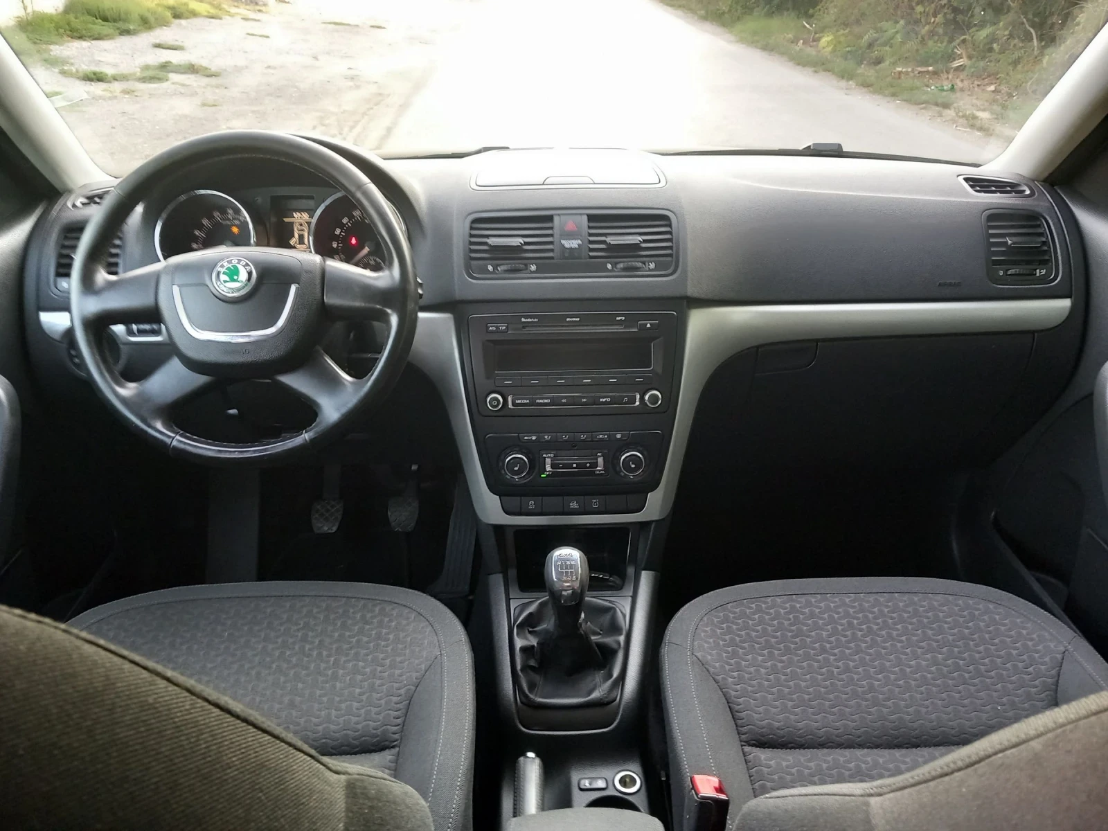 Skoda Yeti 2.0TDI 4x4 - изображение 10