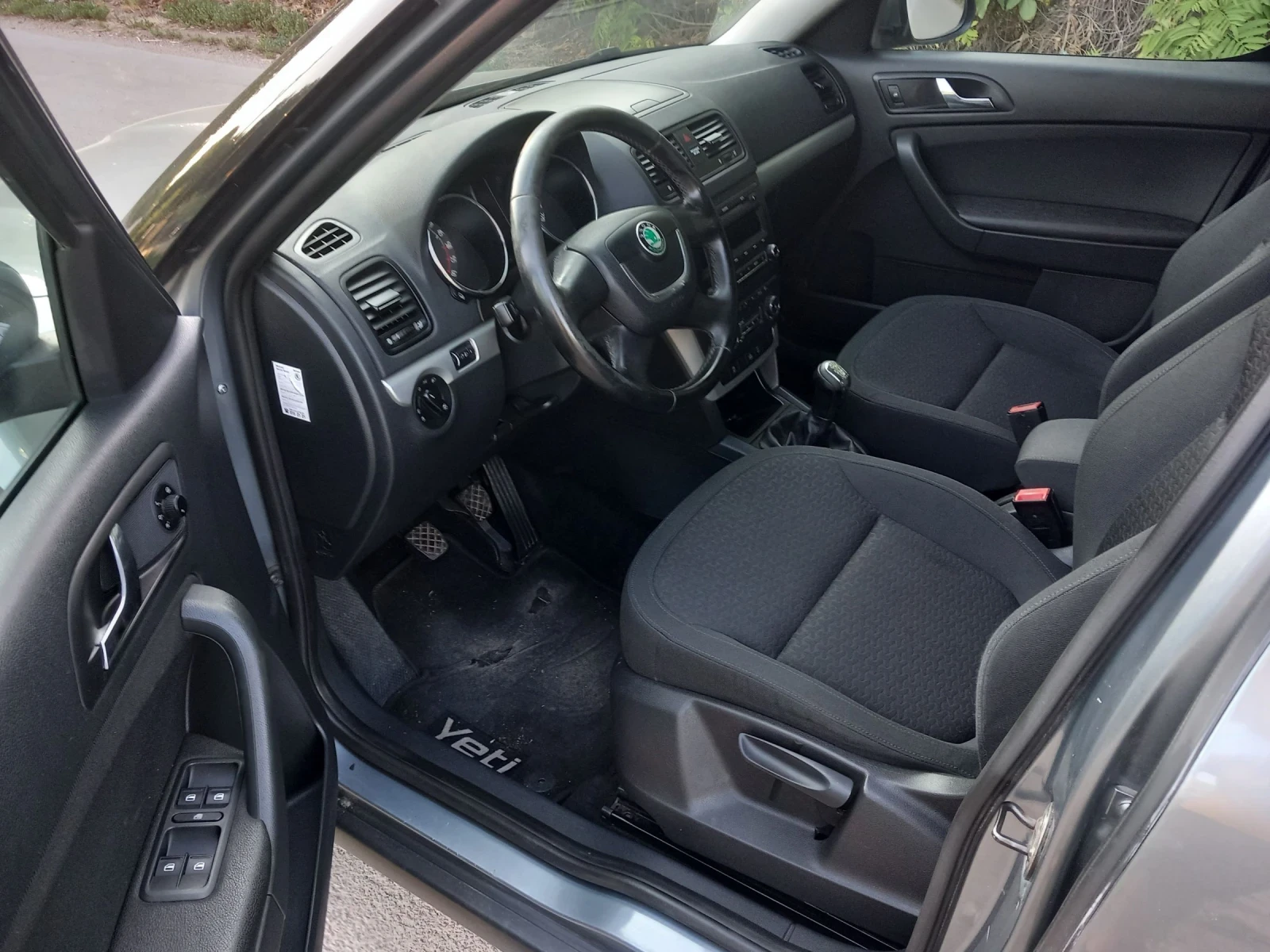 Skoda Yeti 2.0TDI 4x4 - изображение 9