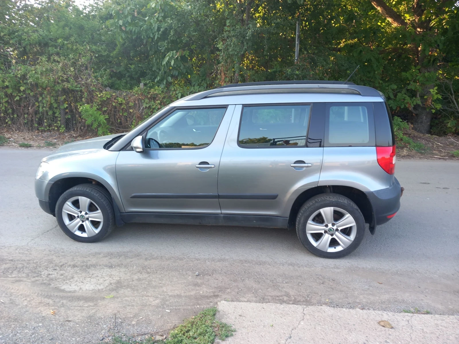 Skoda Yeti 2.0TDI 4x4 - изображение 8