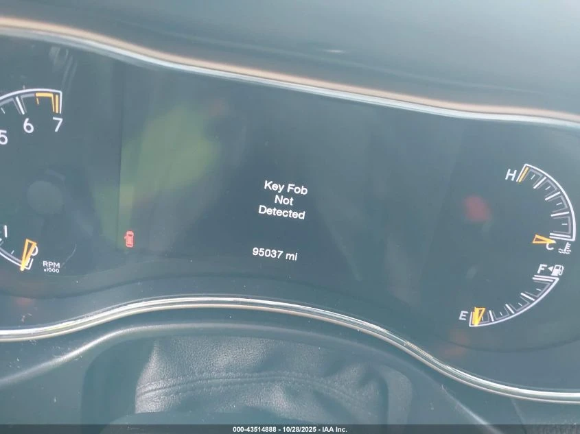 Jeep Grand cherokee 2017 JEEP GRAND CHEROKEE LIMITED 4X4 - изображение 10