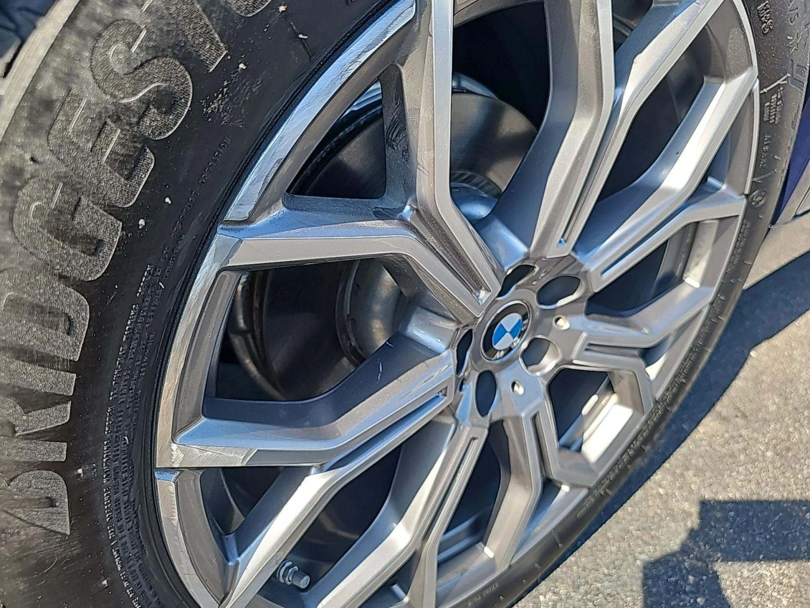 BMW X7 xDrive* 360 3D* Parking&Lane asisst* Soft* H&K/HUD - изображение 5