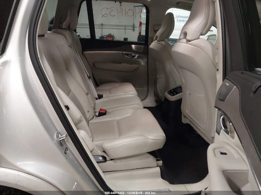 Volvo Xc90 Recharge Plug-In Hybrid T8 eAWD PHEV Inscription - изображение 8