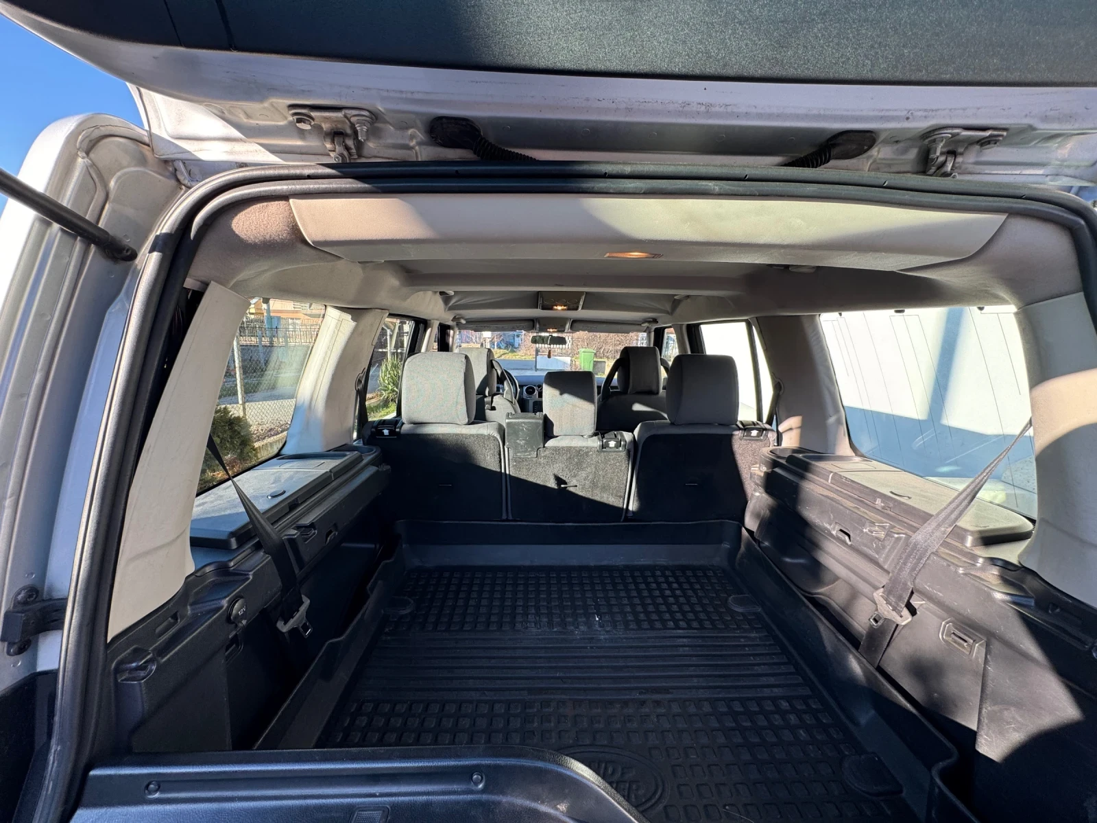 Land Rover Discovery Land Rover Discovery3.  2.7TDV6. S. * 7-������ | Mobile.bg � ����������� 12