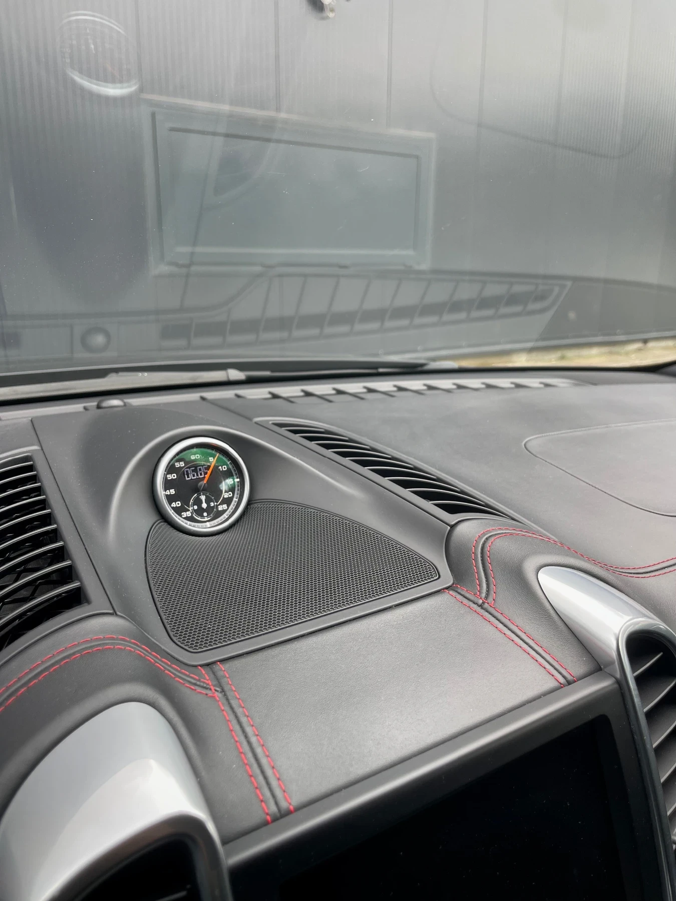 Porsche Cayenne 4.8 GTS, снимка 13 - Автомобили и джипове - 54058752