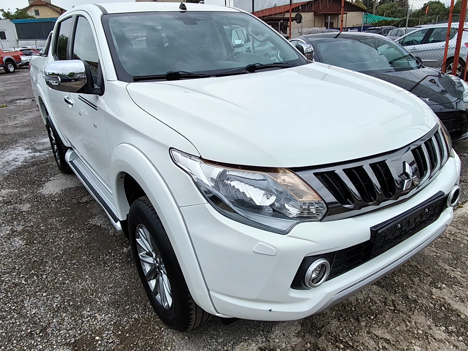 Mitsubishi L200 158хил.км!!! Без ръжда !!! Нов внос от ШВЕЙЦАРИЯ !, снимка 2 - Автомобили и джипове - 55431045