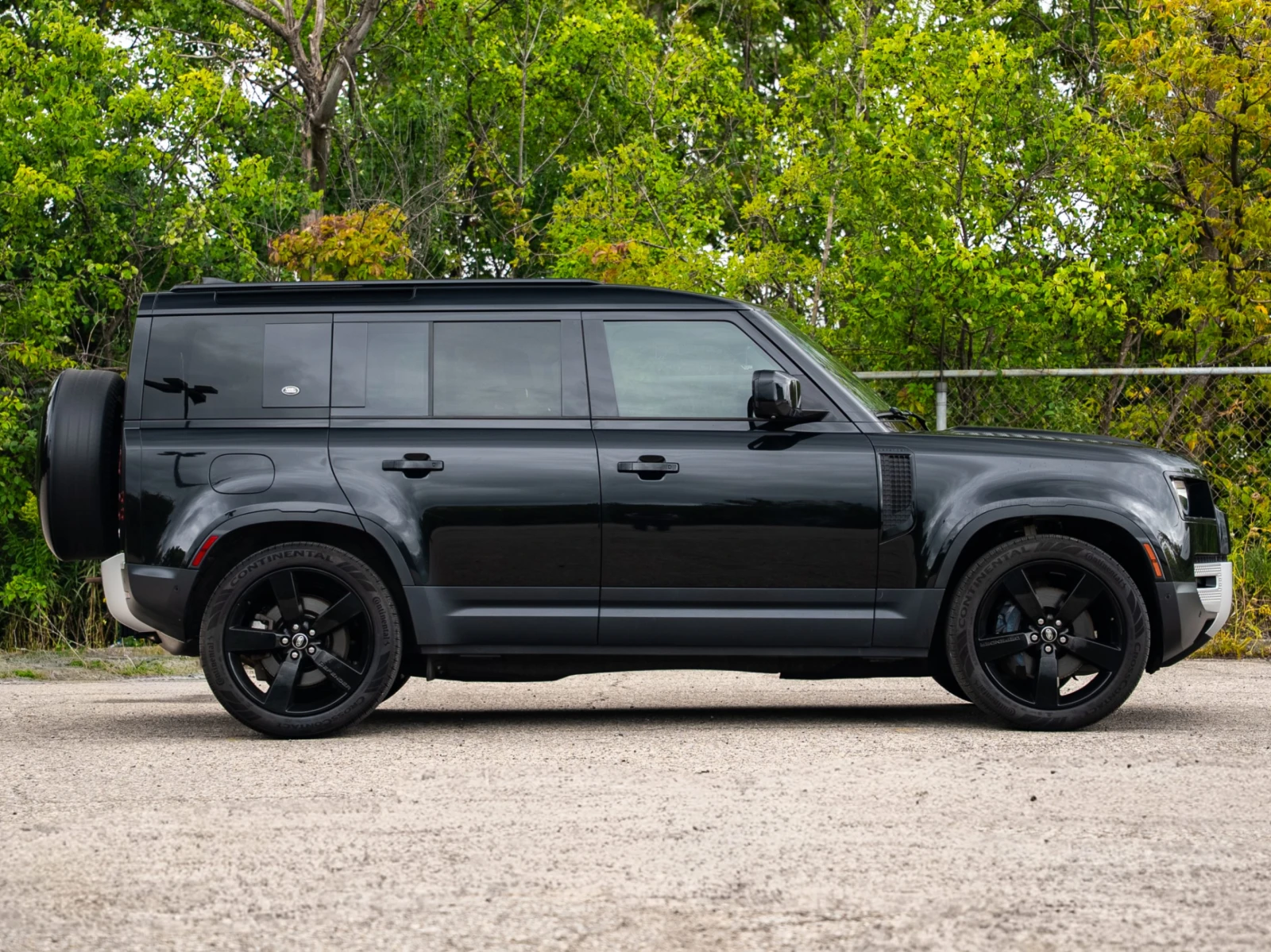 Land Rover Defender 110 S AWD | 360 | AIR | TR2 | Meridian, снимка 6 - Автомобили и джипове - 55827679