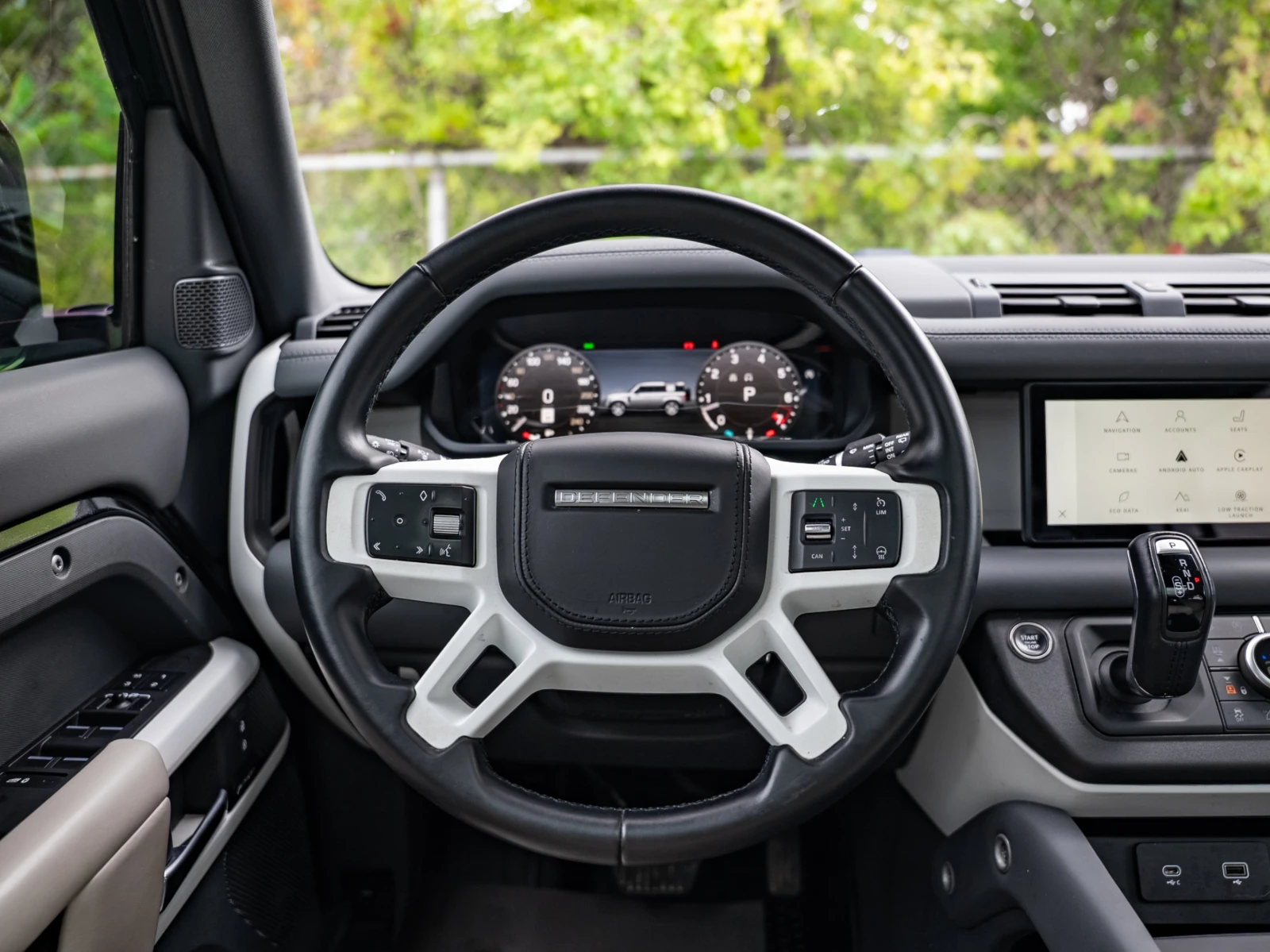 Land Rover Defender 110 S AWD | 360 | AIR | TR2 | Meridian, снимка 11 - Автомобили и джипове - 55827679