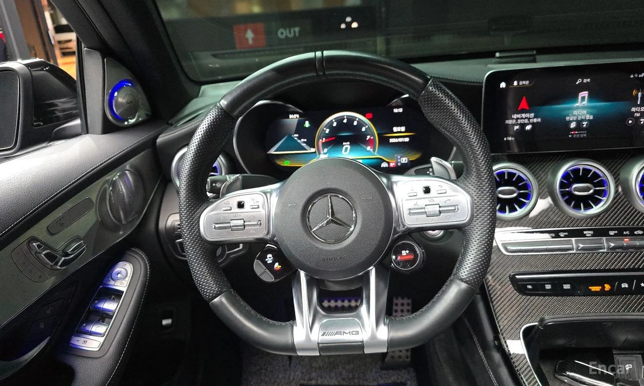Mercedes-Benz GLC 63 AMG S* COUPE* 4MATIC* BURMESTER 3D* 360* КРАЙНА ЦЕНА, снимка 10 - Автомобили и джипове - 55995922