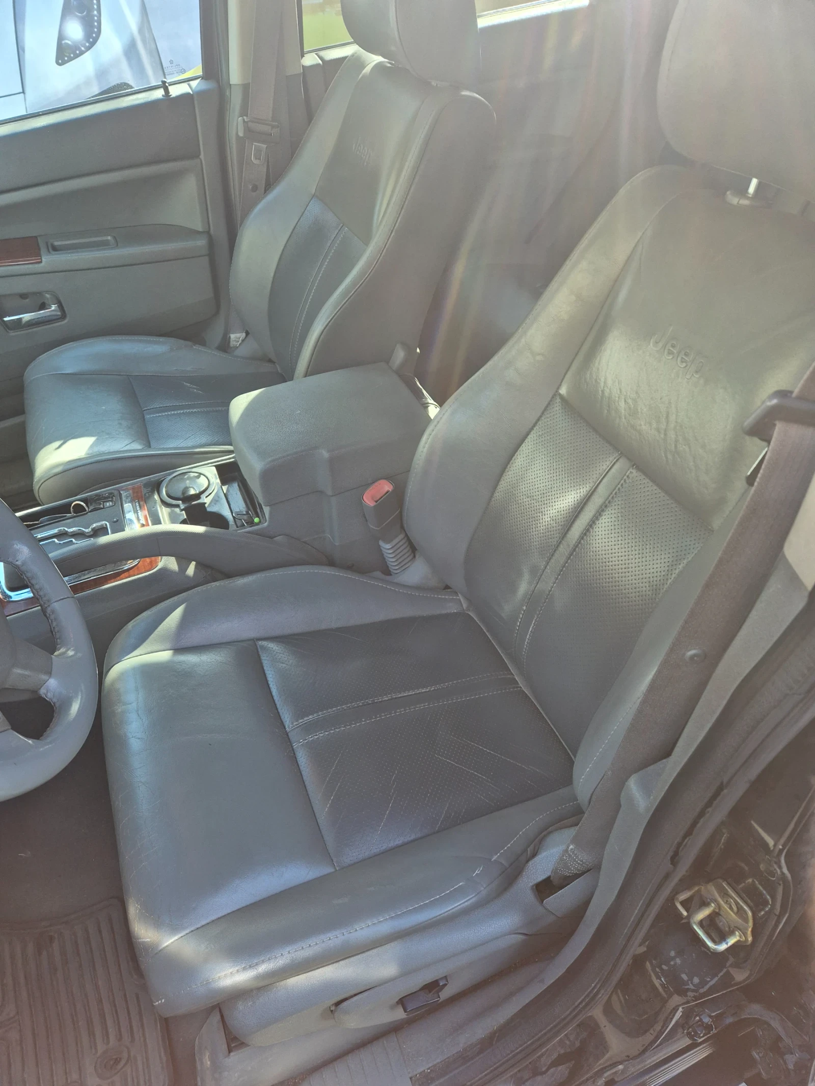 Jeep Grand cherokee, снимка 5 - Автомобили и джипове - 56423842