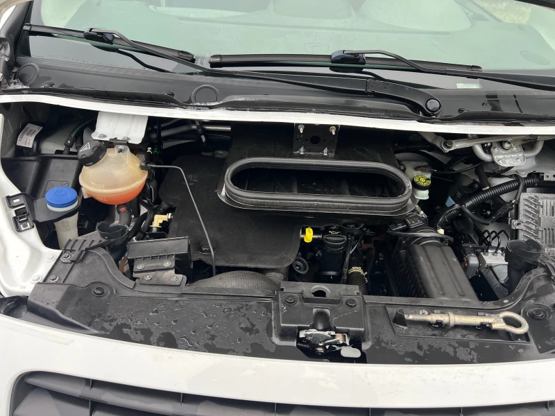 Fiat Scudo 2.0 JTD, снимка 12 - Бусове и автобуси - 52884137