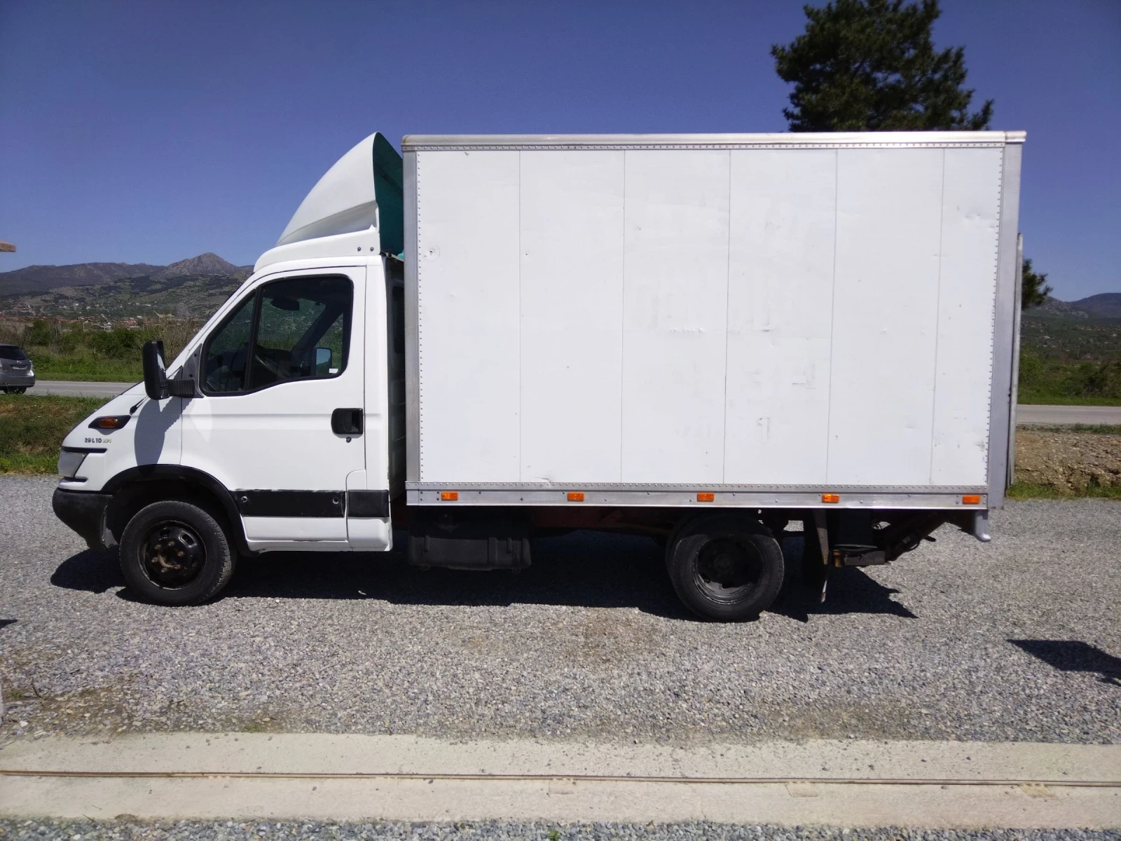 Iveco Daily 35C11, падащ борд, перфектен - изображение 4