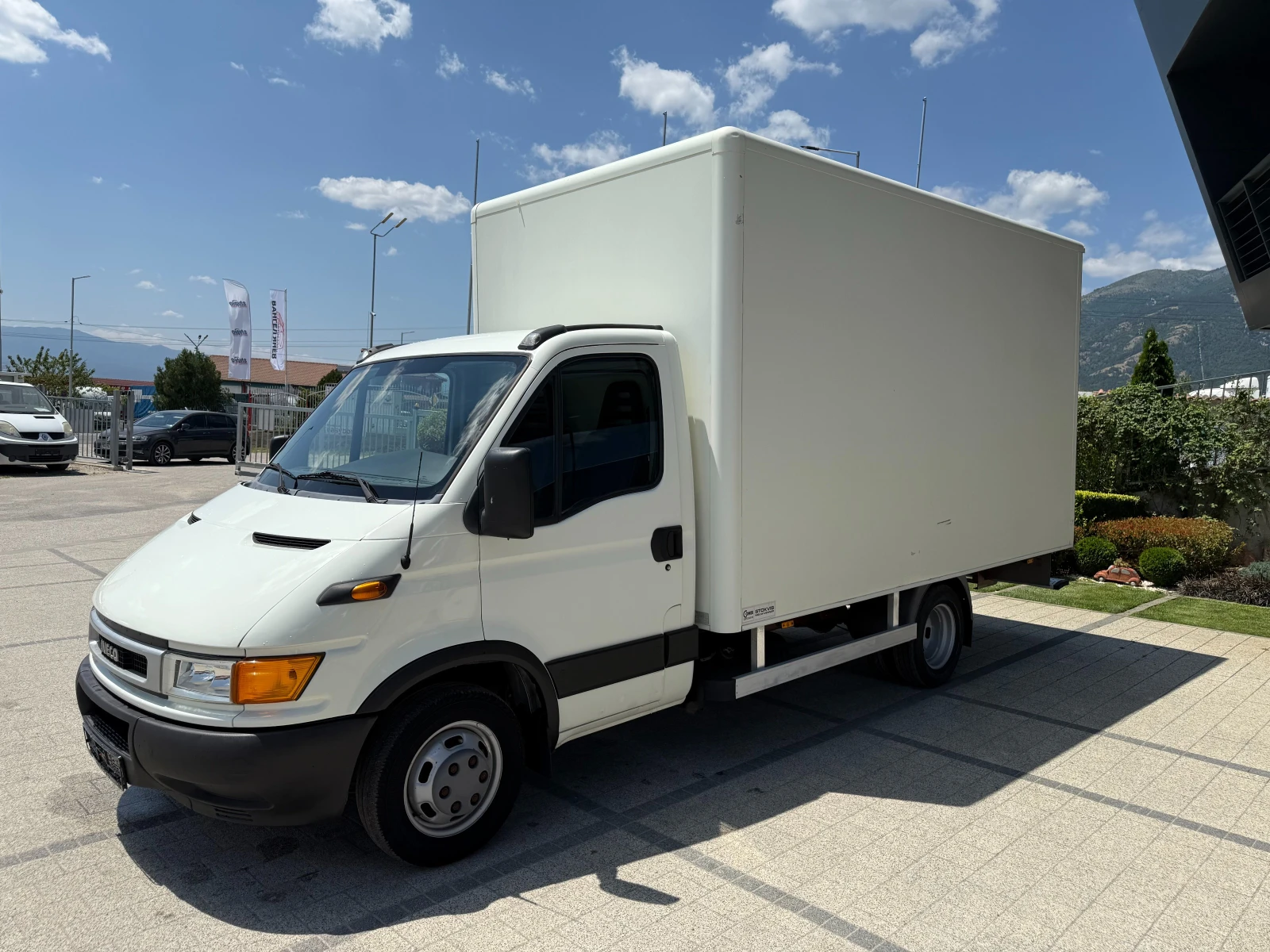 Iveco Daily 40C12 до 3.5т. 4.22м. Климатроник  - изображение 3