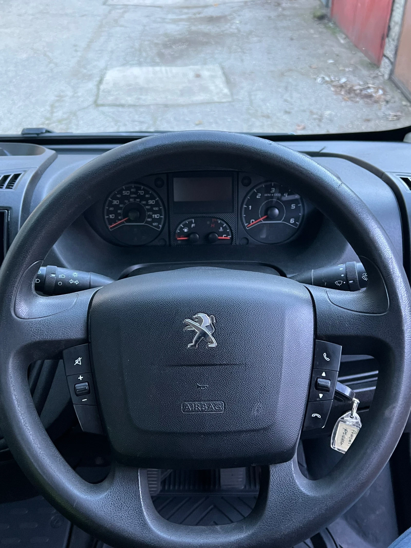 Peugeot Boxer Пътна помощ  - изображение 10