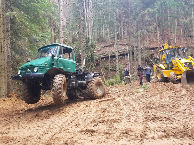 Mercedes-Benz UNIMOG Лебедка, снимка 2 - Камиони - 48618416