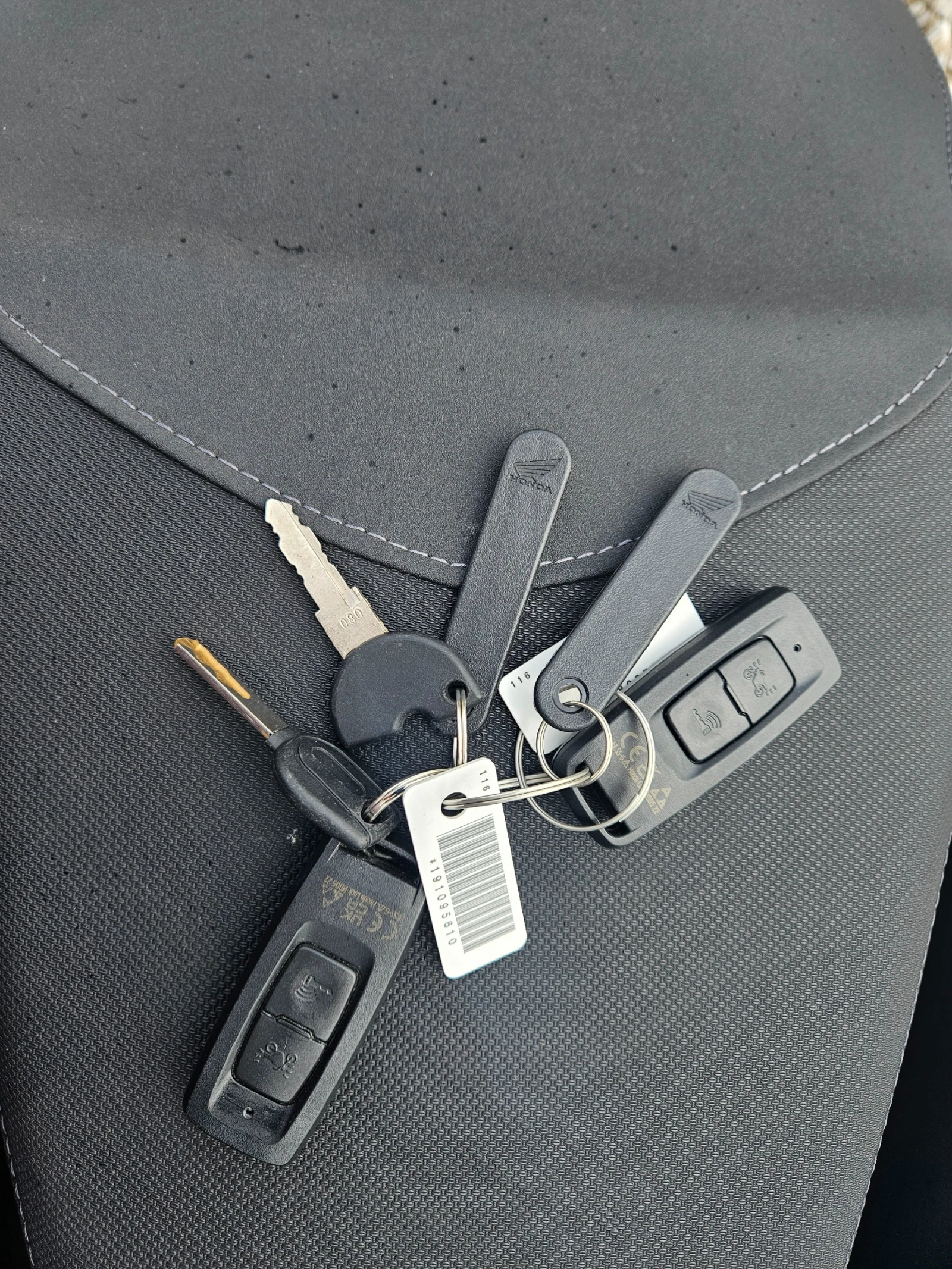 Honda Pcx Лизинг Бартер, снимка 10 - Мотоциклети и мототехника - 53852593