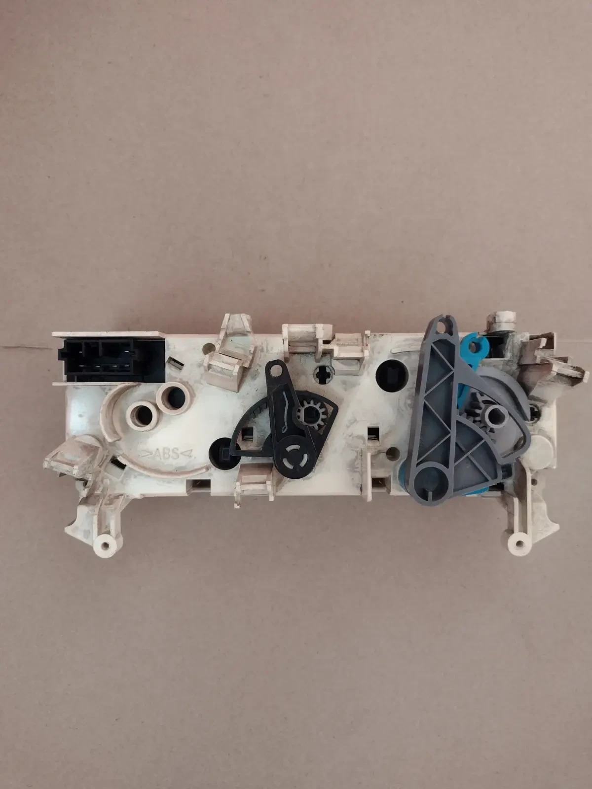 654984A  ���������� ����� CITROEN BERLINGO I, PEUGEOT PARTNER I  Valeo 654 984 A | Mobile.bg � ����������� 3