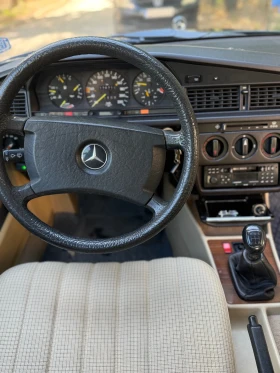 Mercedes-Benz 190, снимка 12