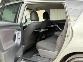 Toyota Verso 1.8i-147К.С НАВИГАЦИЯ / КАМЕРА / ОТЛИЧНО СЪСТОЯНИЕ, снимка 11