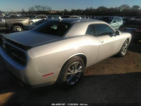 Dodge Challenger SXT AWD | Mobile.bg    6