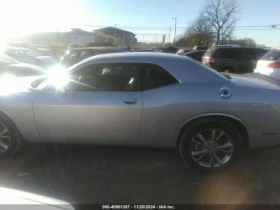 Dodge Challenger SXT AWD | Mobile.bg    15