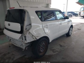 Kia Soul 1.6L I-4 DI, DOHC, VVT, 130HP Front Wheel Drive | Mobile.bg    10