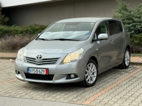 Toyota Verso 1.8i-147К.С НАВИГАЦИЯ / КАМЕРА / ОТЛИЧНО СЪСТОЯНИЕ