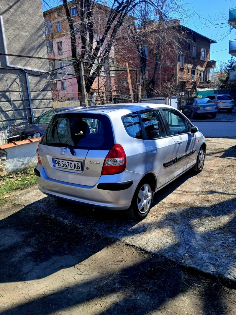 Honda Jazz Парктроник камера климата работи , снимка 1 - Автомобили и джипове - 49412916