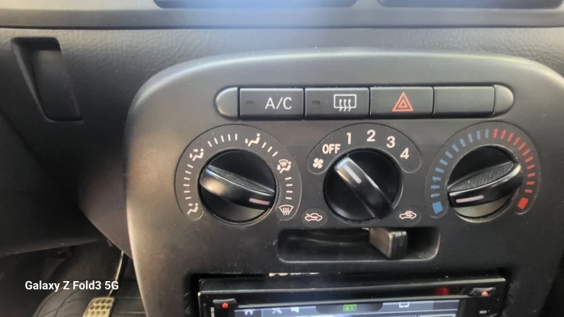 Daihatsu Cuore, снимка 11 - Автомобили и джипове - 52323457