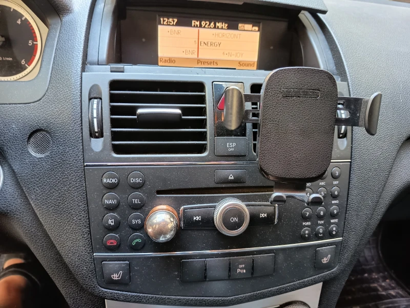 Mercedes-Benz C 220, снимка 9 - Автомобили и джипове - 52258995