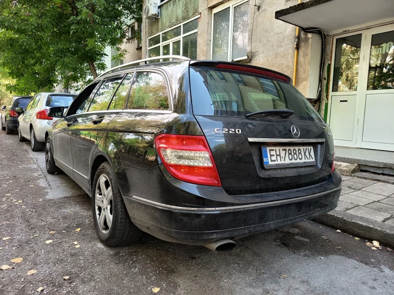 Mercedes-Benz C 220, снимка 6 - Автомобили и джипове - 52258995