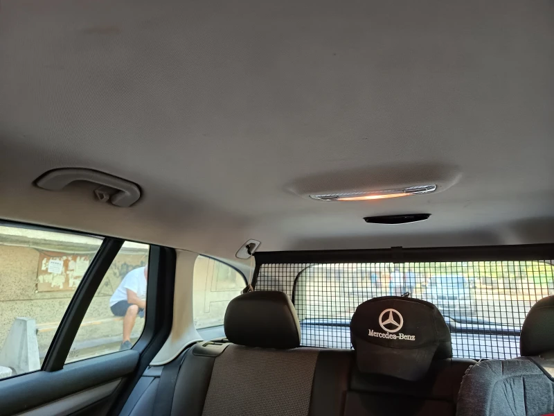 Mercedes-Benz C 220, снимка 17 - Автомобили и джипове - 52258995