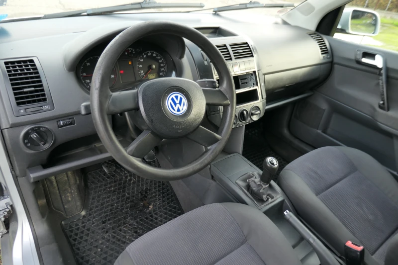 VW Polo 1.4TDI TREND КЛИМА, снимка 9 - Автомобили и джипове - 52540821