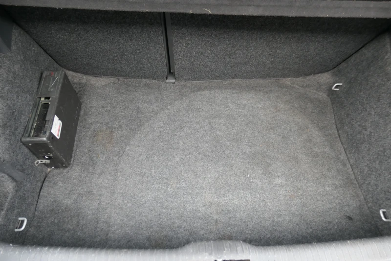 VW Polo 1.4TDI TREND КЛИМА, снимка 16 - Автомобили и джипове - 52540821